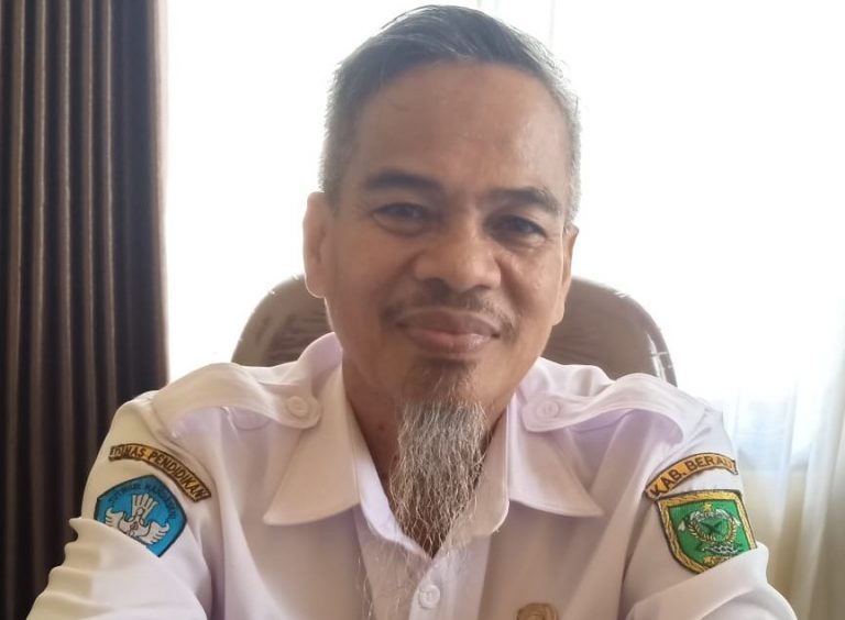 31 Kepala SMPN Dapat Sepeda Motor Dari Disdik – Niaga.Asia