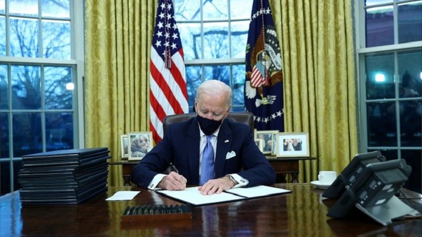 Usai Dilantik Biden Langsung Batalkan Kebijakan Trump - Niaga.Asia