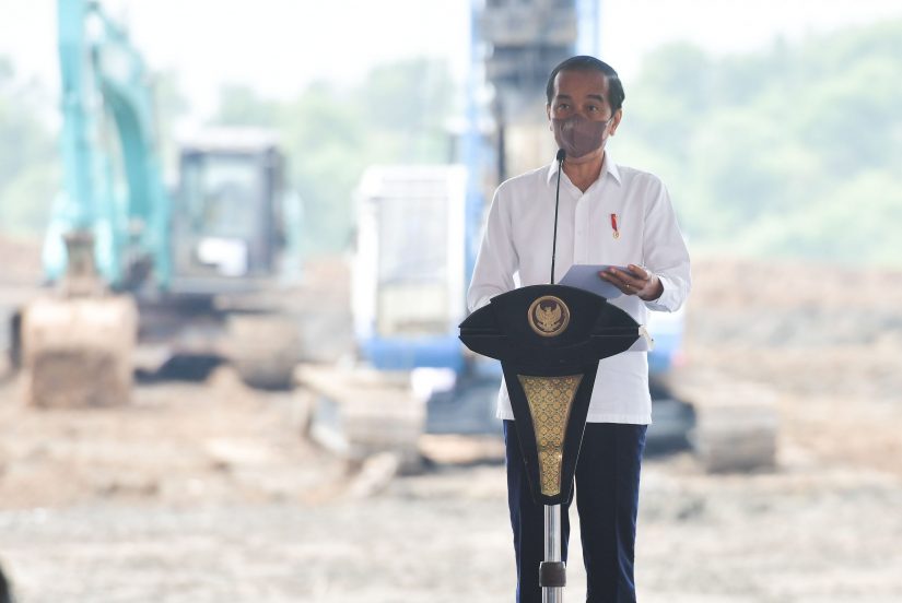 Presiden Jokowi Groundbreaking Pabrik Baterai Kendaraan Listrik Pertama ...