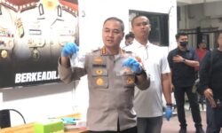 Polisi Buru Pemasok Narkoba ke Aktor Revaldo