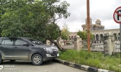 Dishub Samarinda: Pengendara Kendaraan Masih Langgar Rambu Larangan Parkir di Jalan Anggi