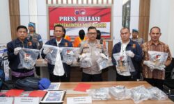 Tiga Warga Tarakan Penyelundup 10 Kg Sabu dari Kaltara Ditangkap di Kukar