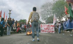 Ratusan Mahasiswa di Samarinda Ikut Bersuara Tolak DPR Revisi RUU Pilkada