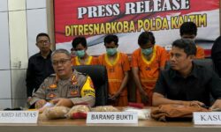 Empat Kurir dari Pontianak Simpan 2 Kg Sabu di Selangkangan Ditangkap di Balikpapan