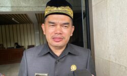 Hasanuddin Mas’ud: DPRD Kaltim Sahkan AKD 28 Oktober  